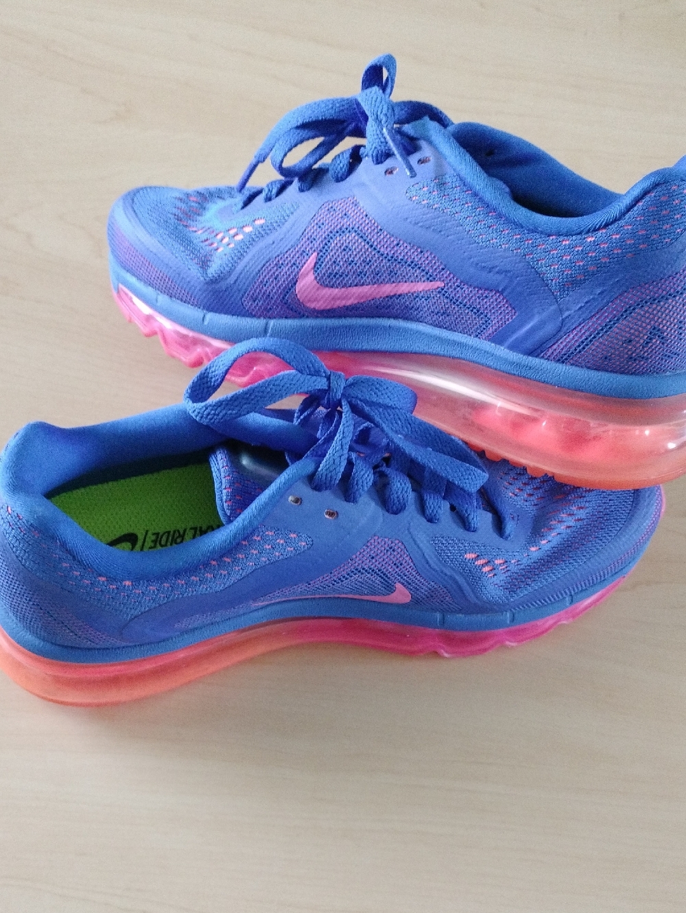Women's Nike Air Max 2014 Running Shoes Size US 6.5